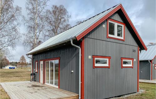 Gorgeous Home In Lttorp With Wifi