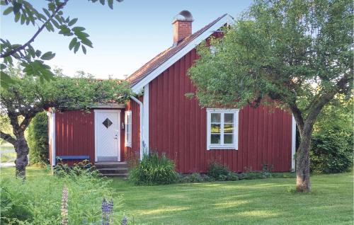 Stunning Home In Vimmerby With Kitchen