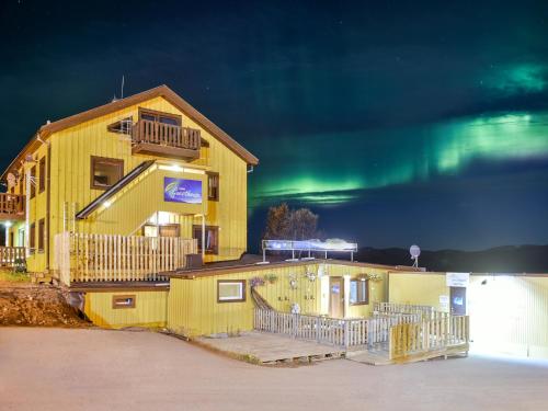 Abisko Guesthouse & Activities